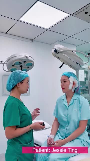 Với sự tin tưởng dành cho KAT sau lần phẫu thuật mí trên , hai bạn đã bay từ Sing sang Việt Nam để thực hiện phẫu thuật lấy bọng mắt dưới và phẫu thuật lại mũi .