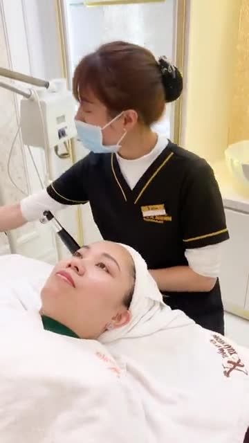 Thời tiết này dễ khiến da các chị em bị mất độ ẩm đến ngay Xuân Hương tư vấn phương pháp làm đẹp phù hợp nhé