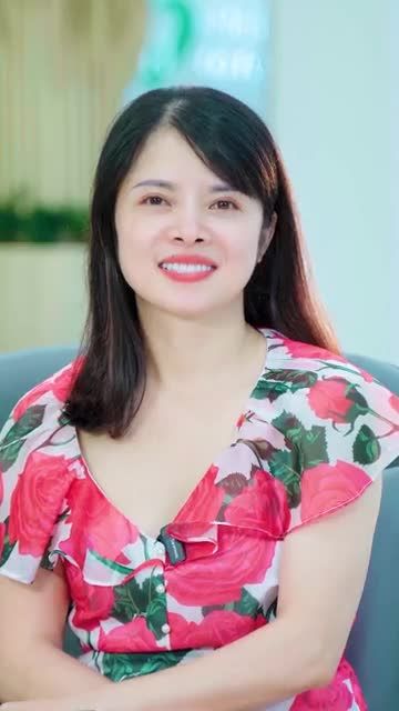 TRÒ CHUYỆN CÙNG CHỊ KHÁCH XINH ĐẸP SAU KHI THẨM MỸ RĂNG SỨ TẠI NHA KHOA GIA ĐÌNH