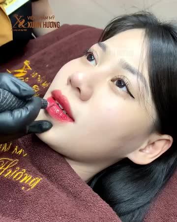 Thử phun môi tại Xuân Hương và cái kết... ưng quá chừng