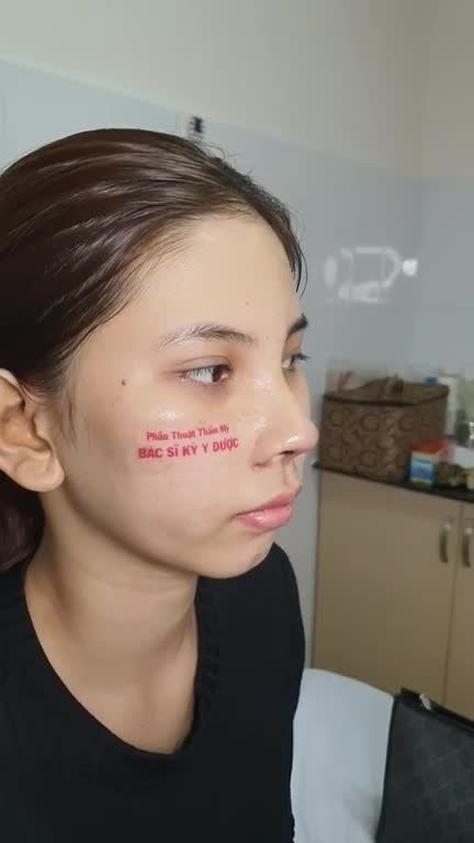 Gió đưa cành trúc la đà Hôm nay cảm thấy thật là đáng iu…!