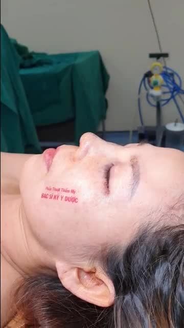 VẪN LÀ COMBO LÀM ĐẸP MÀ CHỊ EM RẤT YÊU THÍCH