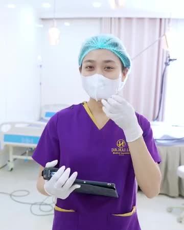 Tự ti vì môi quá mỏng cô gái quyết định sử dụng filler để giúp môi có đường nét hơn Cả nhà cùng đón xem