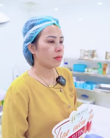 Combo Nâng mũi + Cắt mí vừa thực hiện xong giúp vị khách hàng thay đổi diện mạo như thế nào? Cả nhà cùng đón xem