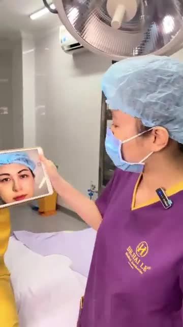 Bác sĩ trực tiếp chia sẻ ca mí vừa thực hiện xong giúp chị em tự tin đến Dr.Hải Lê làm đẹp cả nhà cùng theo dõi