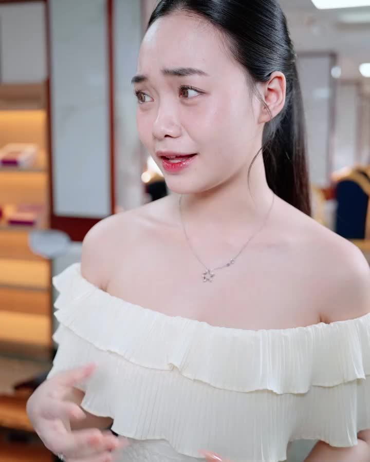 QUÁ ƯNG VÌ LÀN DA SẠCH MỤN, MƯỚT MỊN SAU LIỆU TRÌNH TRỊ MỤN ACNE MEDIC