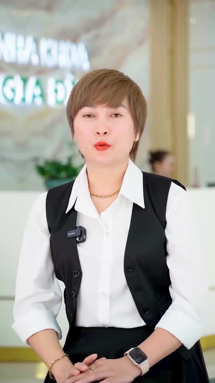 TRÒ CHUYỆN CÙNG CHỊ KHÁCH XINH ĐẸP SAU MỘT THÁNG THẨM MỸ RĂNG SỨ TẠI NHA KHOA GIA ĐÌNH