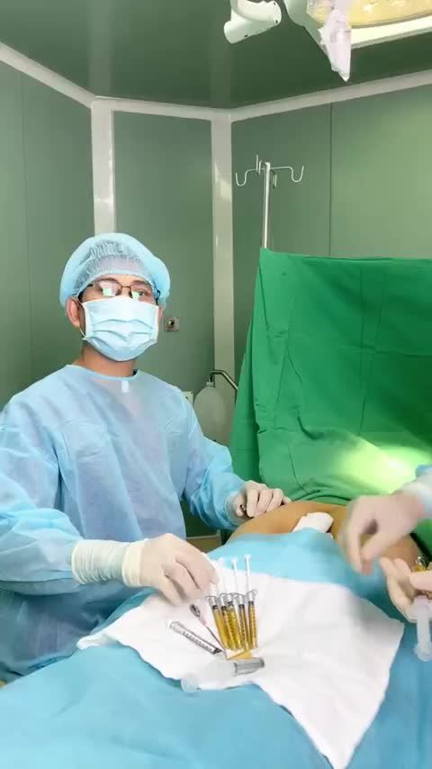 CỰC SỐC: Trực tiếp quá trình CẤY MỠ MÔNG cho Nữ sinh GenZ sở hữu CẶP ĐÀO đáng mong ước