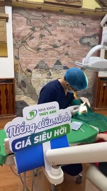 Ca cắm minivis hỗ trợ cho quá trình điều trị chỉnh nha