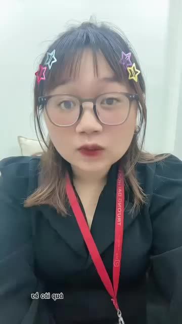 Mình chào mọi người ạ Mọi người dành 1 chút thời gian để nghe mình chia sẻ về quá trình niềng răng của mình nha