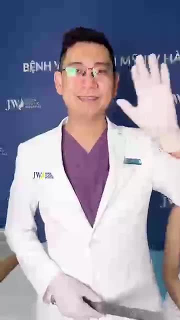 NGẤT NGÂY với VÒNG 1 ĐẸP HOÀN HẢO của Nữ sinh GenZ sau khi Nâng ngực nội soi tại JW