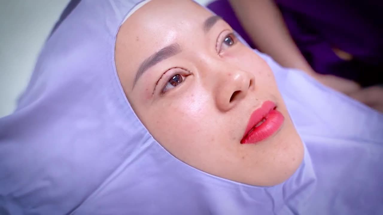 Đôi mắt đẹp xuất sắc chỉ có tại Dr.Hải Lê Theo dõi ngay