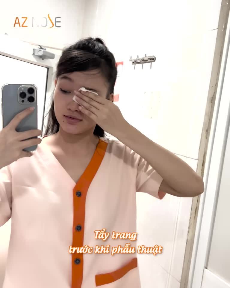 Ngôn tình “ngập màn hình”: KOLs 9X không chỉ có bạn trai ủng hộ nâng mũi mà còn được chăm sóc tận tình