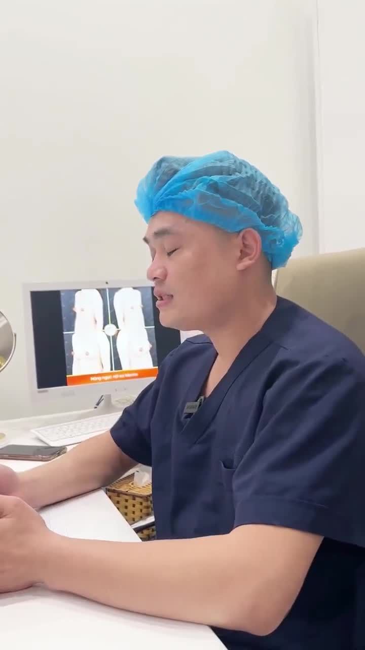 BÁC SĨ THĂM KHÁM CHO KHÁCH HÀNG SAU KHI TÂN TRANG V1 TẠI DRD.