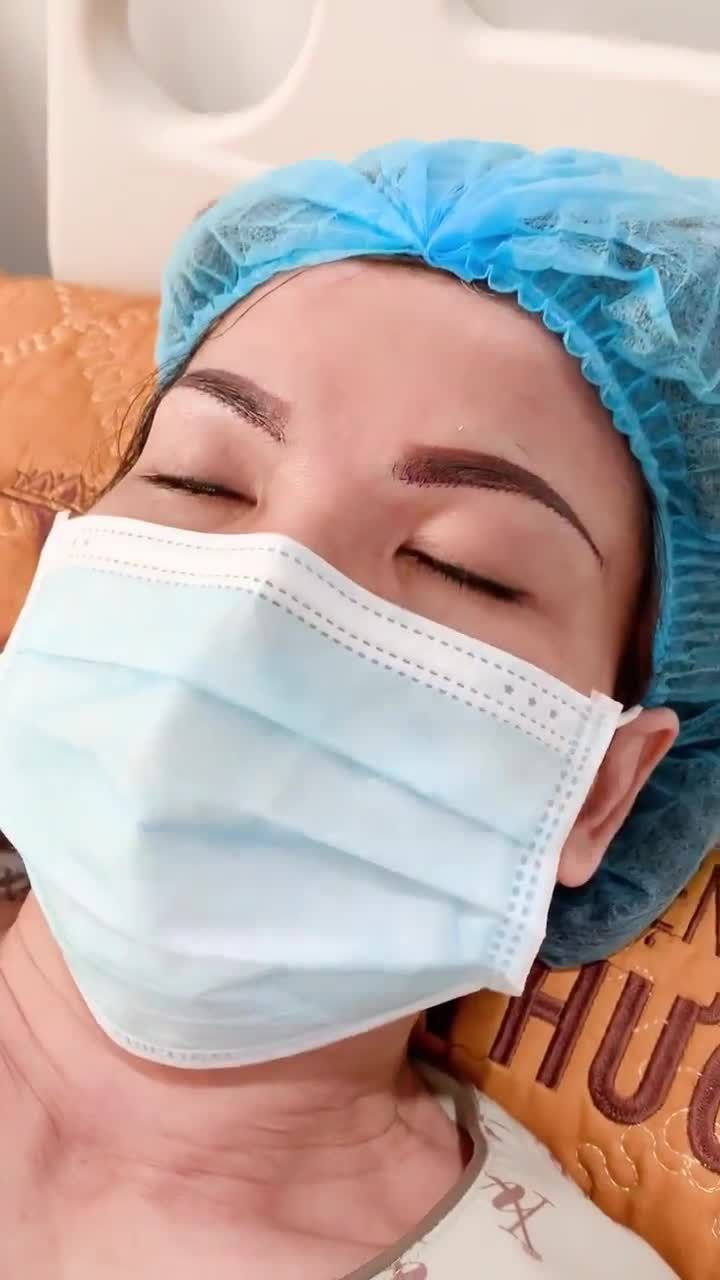 Tuyệt phẩm nâng cung mày
