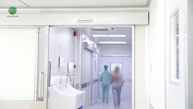 NÂNG NGỰC MƯỜI MẤY NĂM GIỜ SỬA LẠI CÓ ĐƯỢC KHÔNG?