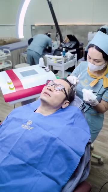 Bác sĩ Hải Lê chia sẻ hành trình ngăn chặn tình trạng rụng tóc Cả nhà cùng đón xem