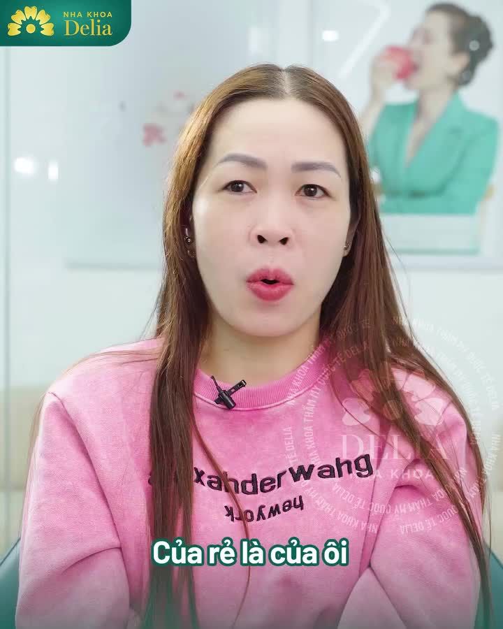 Chị Hồng Loan chia sẻ sau khi từ Ninh Bình ra Hà Nội bọc răng sứ và tin chọn Delia.