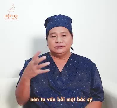 TÚI NGỰC 10 NĂM TUỔI, LIỆU ĐÃ PHẢI THAY?