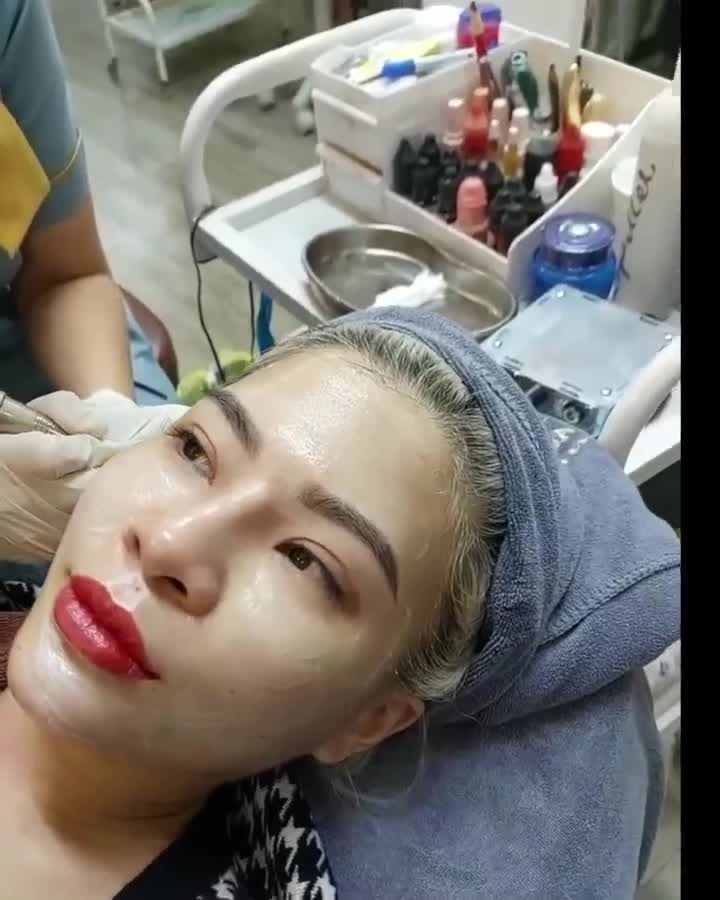 Khách hàng nói gì khi đến Dr.Hải Lê làm đẹp đón Tết? Theo dõi ngay