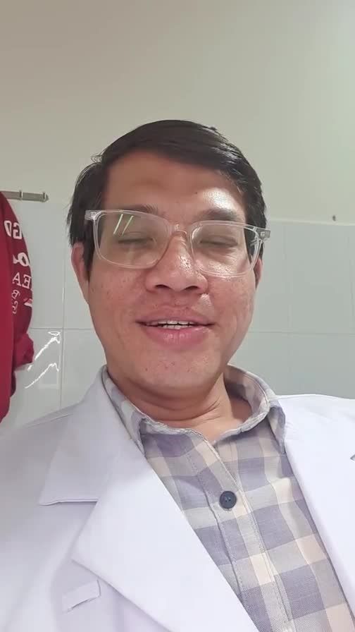 Dù ở độ tuổi nào, bạn cũng nên yêu thương bản thân mình đủ. Đủ vững chãi để không vì lời dèm pha của người khác mà lung lay. Đủ mạnh mẽ để làm mọi điều tốt nhất trong khả năng có thể.