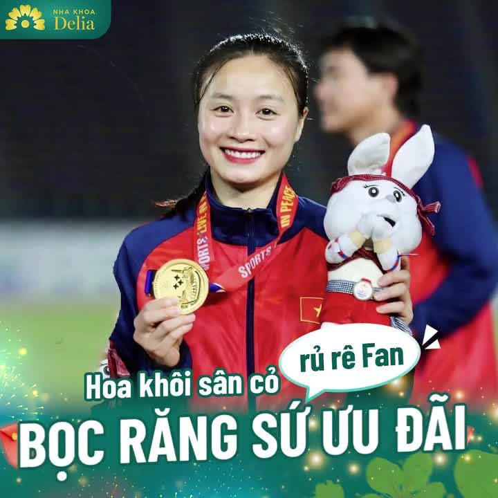 "Hoa khôi sân cỏ" Hoàng Loan rủ rê fan đi làm răng sứ đón Tết