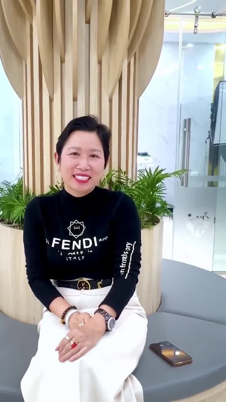 TRÒ CHUYỆN CÙNG CHỊ KHÁCH ĐẾN VỚI NHA KHOA GIA ĐÌNH TỪ HẢI DƯƠNG