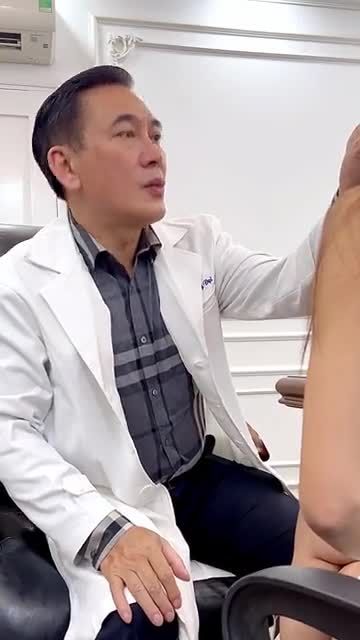 Tư vấn nâng mũi, cấy tế bào gốc tự thân cho khách hàng nước ngoài