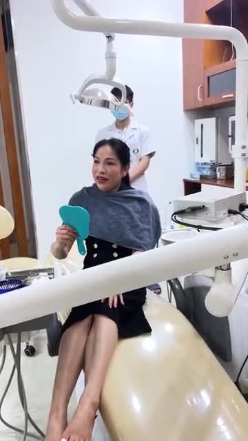 Khâu ngắm dáng răng và màu sắc răng trước khi gắn cố định