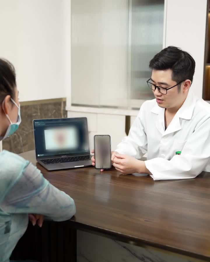 PHÂN TÍCH, TƯ VẤN GIẢI PHÁP KHẮC PHỤC HẬU QUẢ DO THẨM MỸ EVA HỎNG Theo dõi chia sẻ của bác sĩ và khách hàng này hôm nay nhé!