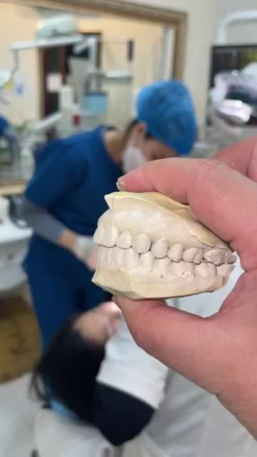 NHỮNG ĐIỀU PHẢI BIẾT TRƯỚC KHI BỌC RĂNG SỨ