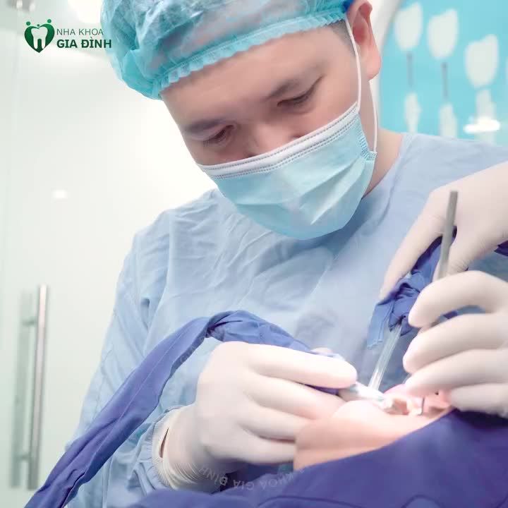 KHÔNG QUẢNG CÁO KHÔNG CÓ NGHĨA LÀ NHA KHOA GIA ĐÌNH KHÔNG CÓ KHÁCH HÀNG TRỒNG RĂNG IMPLANT