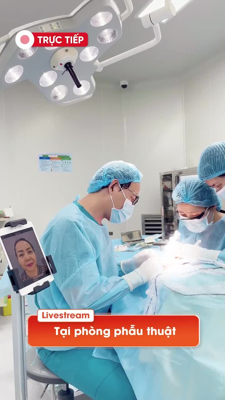 Bác sĩ Đỗ Quang Khải đưa ra đánh giá chính xác về tình trạng hiện tại và các vấn đề cần được giải quyết trong ca phẫu thuật: