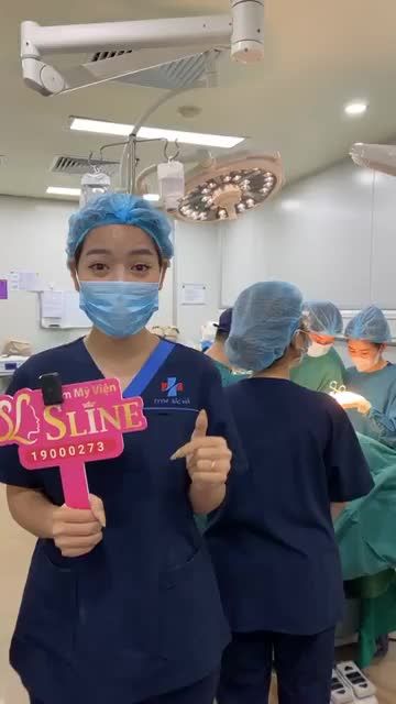 TÂN TRANG "CÔ BÉ "