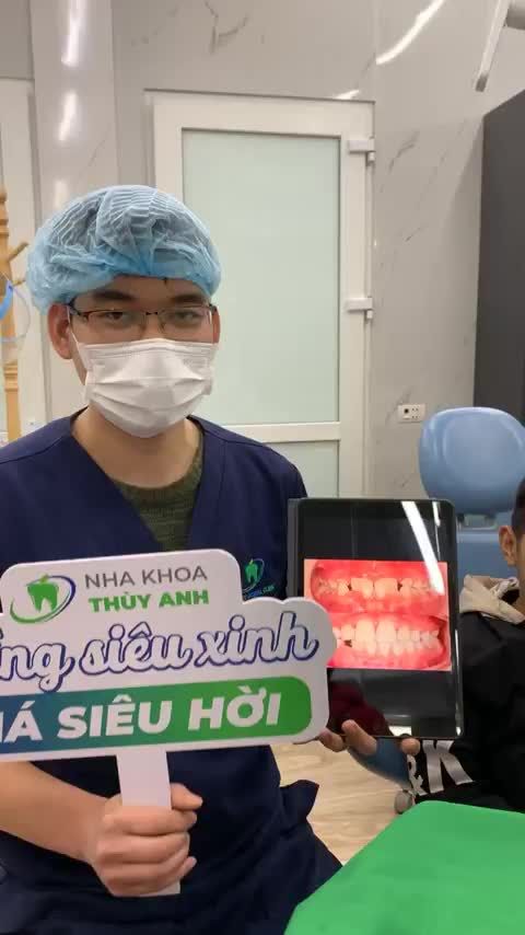 Sự thay đổi sau chỉnh cắn ngược do xương bằng hàm facemask cho bạn khách hàng nhỏ tại nha khoa Thuỳ Anh.