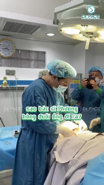 ĐANG PHẪU THUẬT mà QUAY PHIM cái gì vậy?