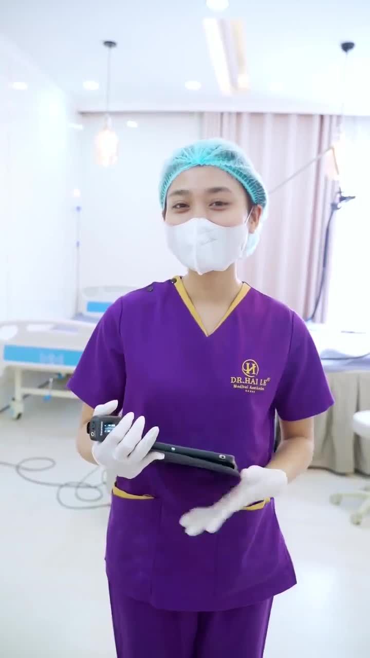Cùng theo dõi sự thay đổi của vị khách hàng khi thực hiện tạo hình cằm V-line và môi trái tim bằng Filler tại Dr.Hải Lê nhé!