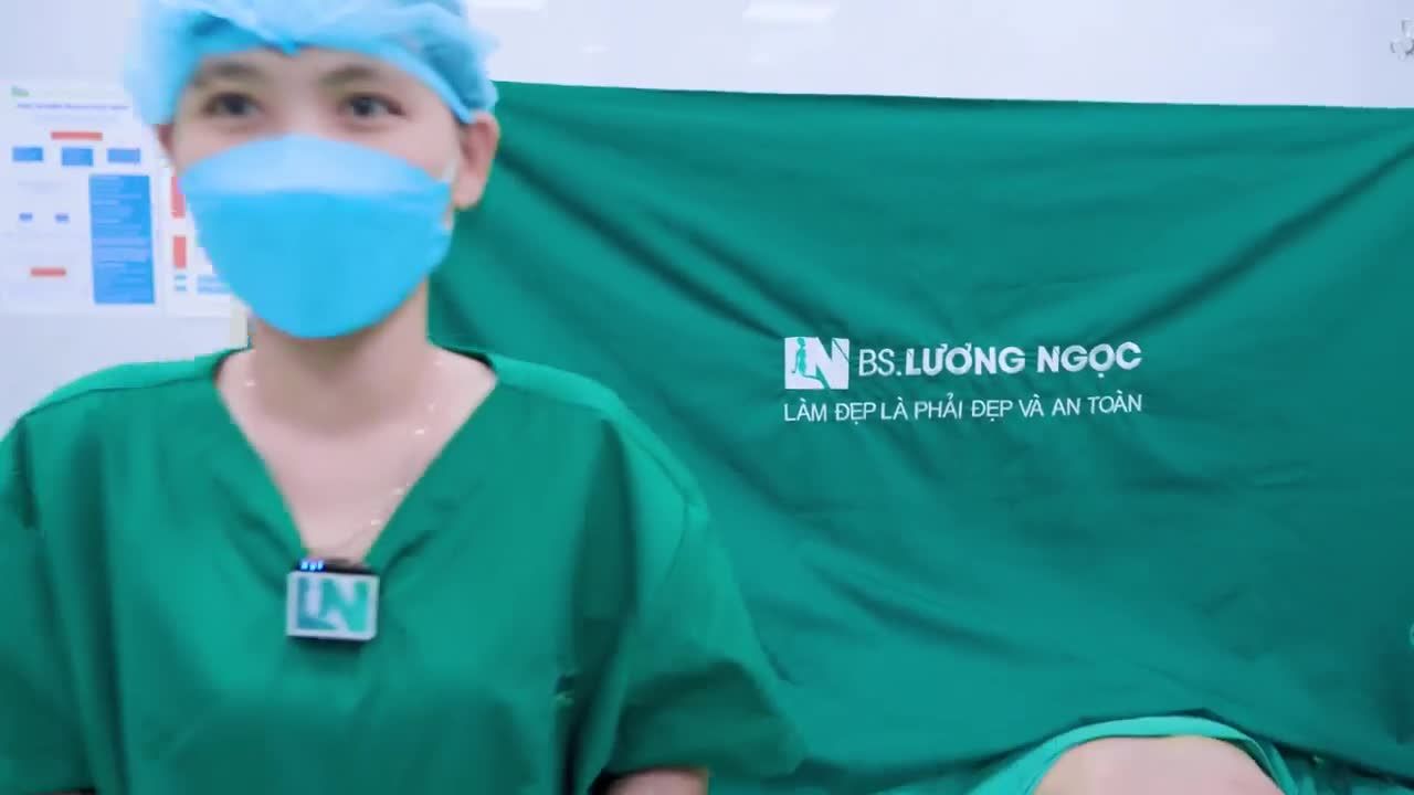 Chị khách hàng đã tin tưởng lựa chọn thực hiện h.ú.t m.ỡ không căng cắt da vùng bụng tại Ekip Bác sĩ Lương Ngọc và nhận được kết quả mỹ mãn: