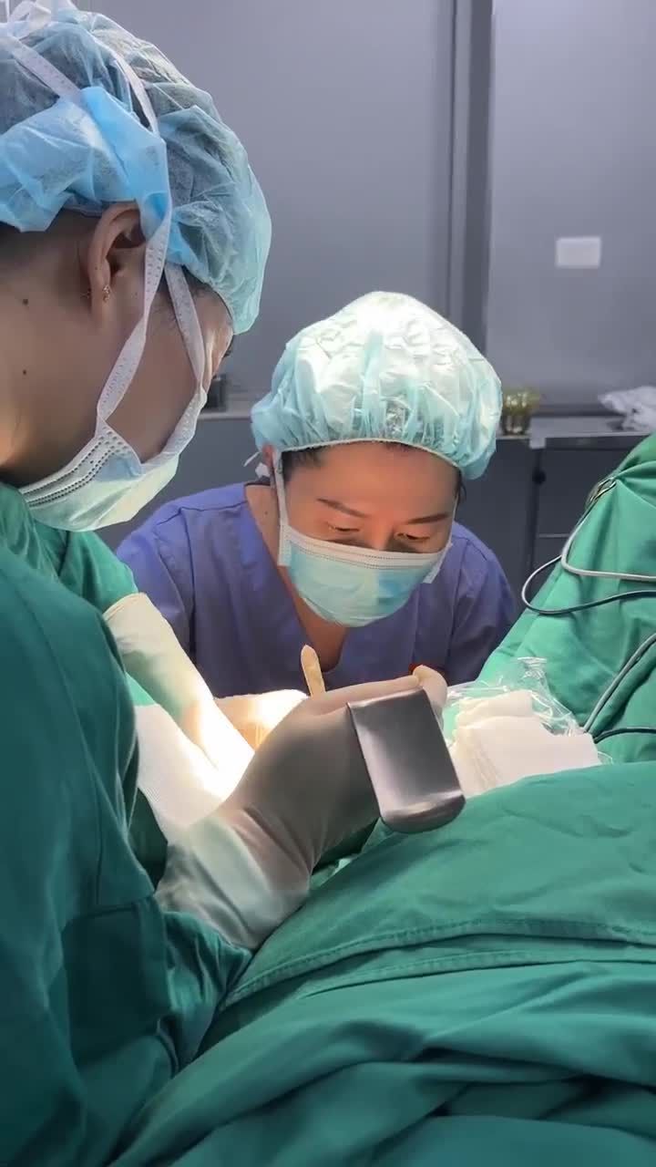 TÂN TRANG "CÔ BÉ" - 1 NGƯỜI LÀM 2 NGƯỜI VUI.