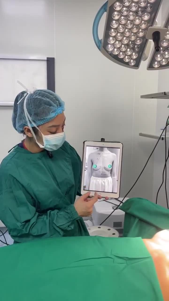 CA NÂNG CẤP V1 VỪA ĐƯỢC THỰC HIỆN BỞI EKIP DR. MINH PHẠM