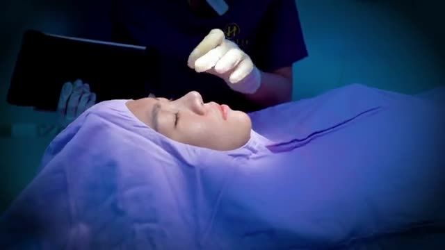 Dáng mũi Medi-Form vừa thực hiện đã nâng tầm nhan sắc của vị khách hàng như thế nào?