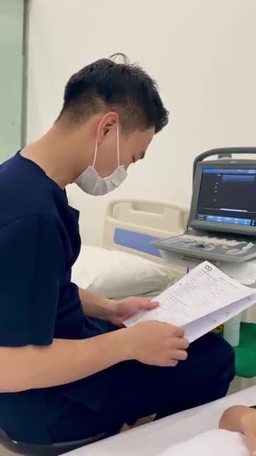 TIẾP TỤC TÁI KHÁM KHÁCH HÀNG SAU KHI NÂNG V1 TẠI DRD CÙNG BÁC SĨ PHẪU THUẬT
