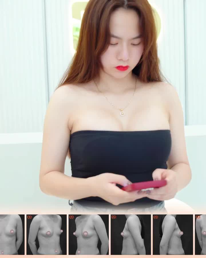 V1 SEXY CUỐN HÚT MẶC DÙ MỚI 1 THÁNG TUỔI.