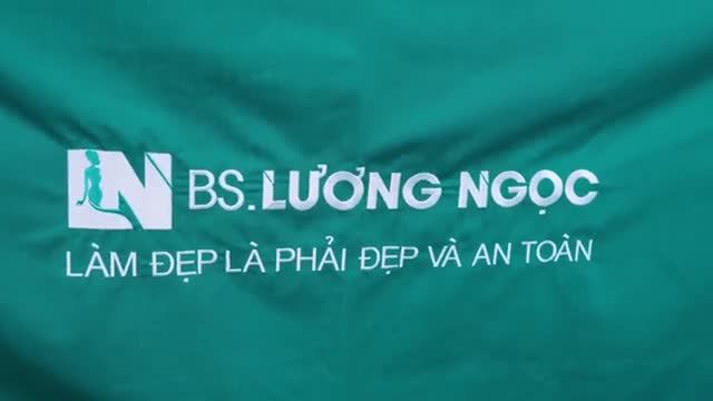 Tay vai thon gọn nhẹ nhàng, dáng vóc cân đối  Vòng 3 căng tròn, quyến rũ “vạn người mê”