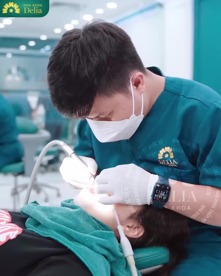 Phụ nữ ơi, đừng để hàm răng ố vàng cản trở nụ cười rạng rỡ!