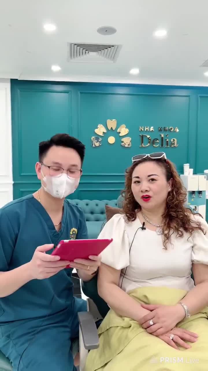 Trẻ ra 15 tuổi sau khi bọc 20 răng sứ Emax tại Nha khoa Delia