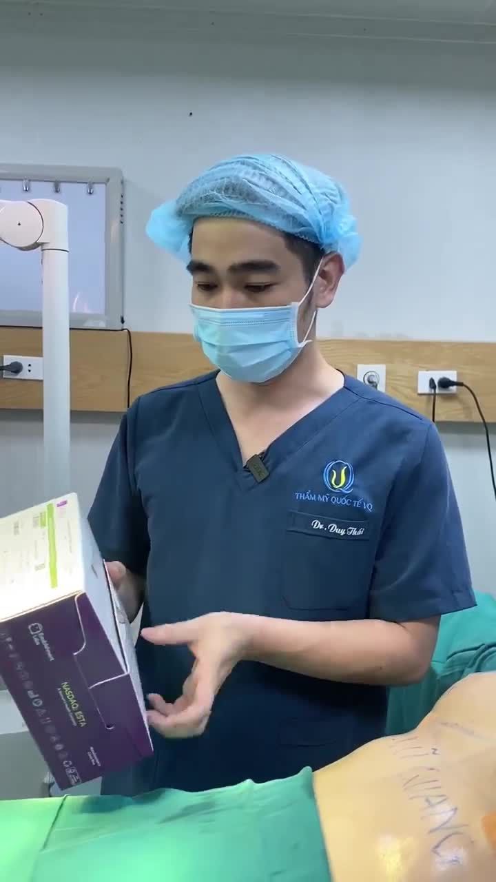Giải cứu V1 lệch, không cân đối sau sinh. Bs Vũ Quang và ekip đã sử dụng dòng túi Ergonomix size 265cc và 285cc