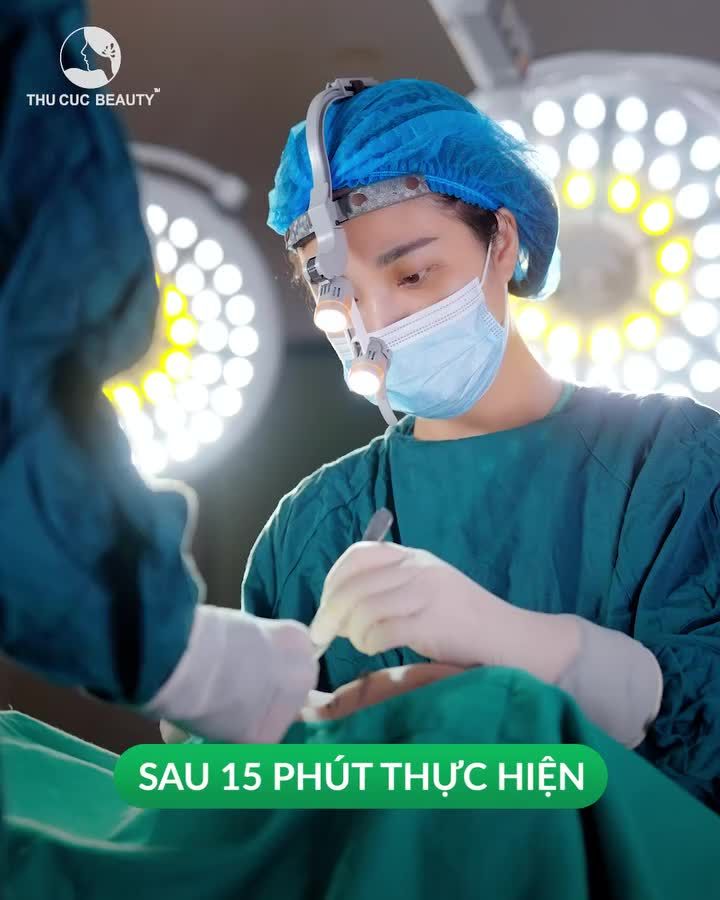 Tôi của trước và sau cắt mí