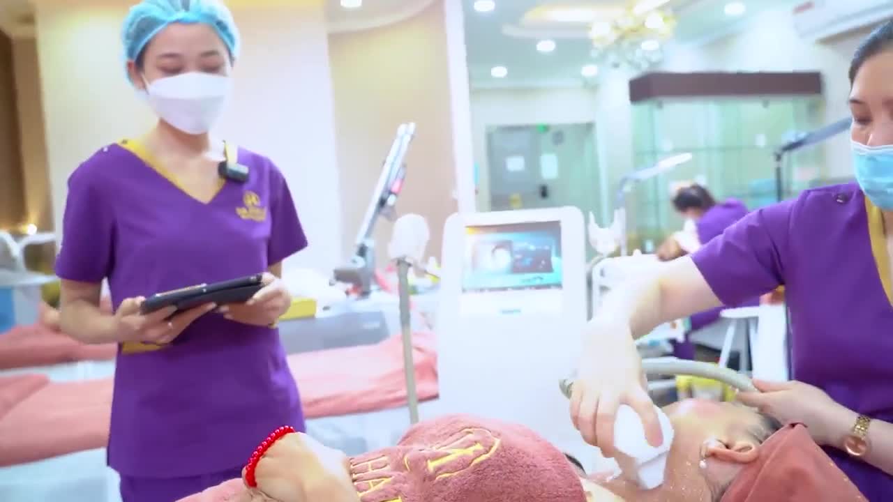 Nâng cơ trẻ hóa làn da cùng Dr.Hải Lê!