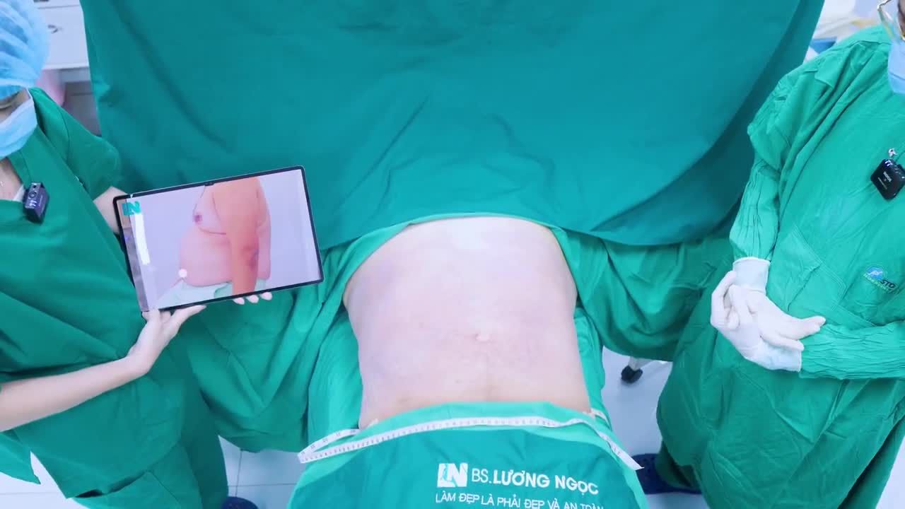 Dù mới 39 tuổi, anh An đã sống với lượng mỡ thừa tích tụ quá lớn qua nhiều năm khiến bụng của anh to bự và thuộc size khủng với vòng bụng lên đến 1 MÉT 3!